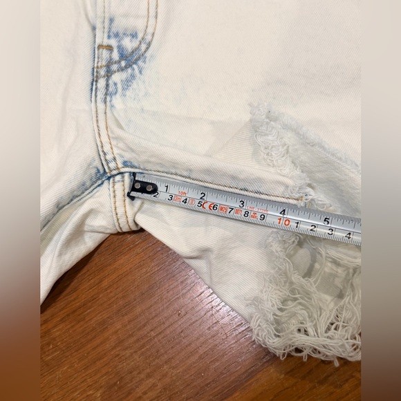 Levi's 501 ‘81 Stone Washed Cutoff Frayed Hem Jean Shorts red tab Big E 2010or18 - Picture 12 of 12